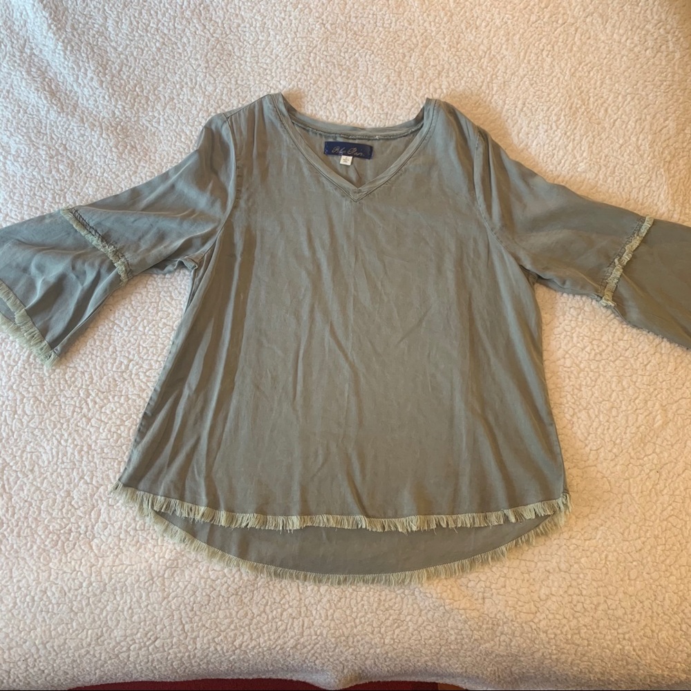 NWT | Blue Rain Vintage Top | Size: Large